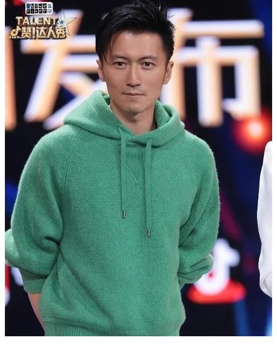 這檔節(jié)目集齊鄧紫棋、孟非、謝霆鋒、伊能靜四人，要火！