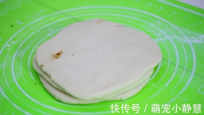 圣诞节做款雪花面包,好看又好吃,还无添加剂,孩子吃着安全放心