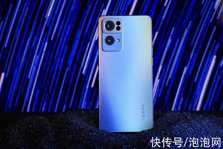 暗夜自拍不怕黑 OPPO Reno7 Pro手机拍照体验