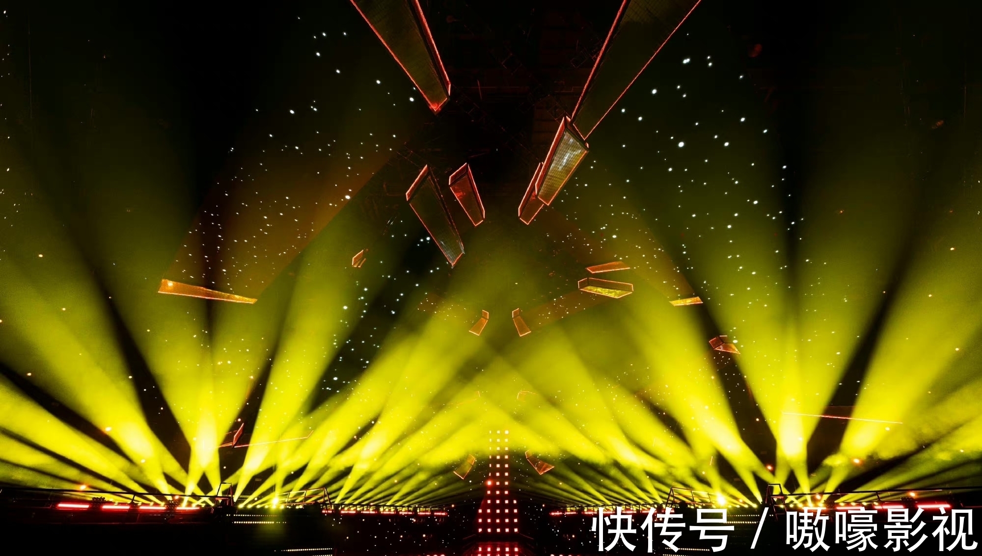 《追光吧!》吴镇宇唱歌烫嘴 吴建豪自爆小时候是个胖子