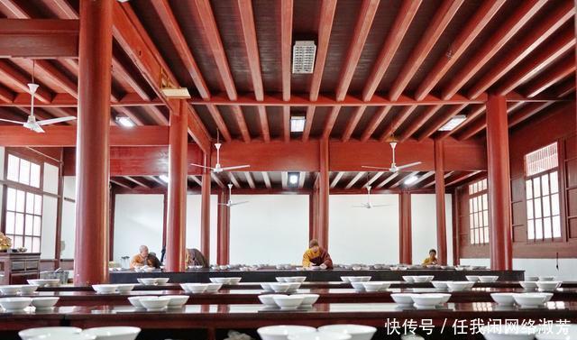 中年|在寺院吃年夜饭是什么样的体验不浪费讲规矩,仪式感还特别的强
