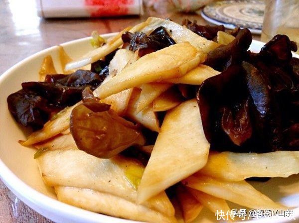 天氣越來越熱,精選23道下酒菜,每一道都是令人無法抵擋的美味
干煸青椒豆腐鮮嫩雞翅鍋炒黃瓜丁茭白木耳炒肉清蒸黃花魚蜜汁陳皮雞翅三鮮腐竹老醋海蜇香辣水煮魚片雞蛋羹彩椒炒豬腰醬香時蔬丸子蒜苔筍絲炒裡脊香菇炒蘆筍可樂雞翅紅燒茄子糖醋咕嚕肉紅燒牛排酒鬼花生馬鈴薯香菇燉雞腿香辣紅燒肥腸剁椒肉末炒青豆蒜香空心菜