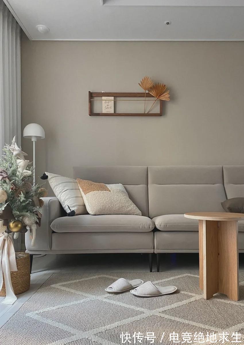 收纳|79㎡新房“去繁求简”,衣帽间、娱乐室、双卫生间…简单新婚生活