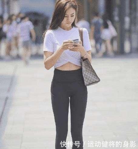 脚踝 打底裤的搭配有很多种,有一种独特魅力,还不显胖