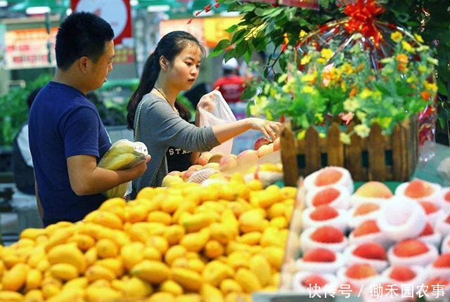 葡萄|吃葡萄吃出“香肠嘴”?不止葡萄,这些水果也会有过敏可能!