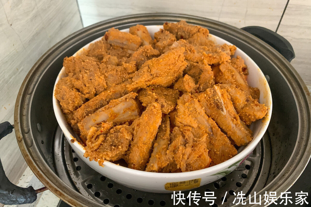 蒸肉米粉|粉蒸肉不能直接上锅蒸，学会2个技巧，五花肉酥烂入味不夹生