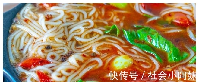 家庭|家庭制作土豆粉,不用明矾,只要有土豆就能,劲道爽滑,比买的好