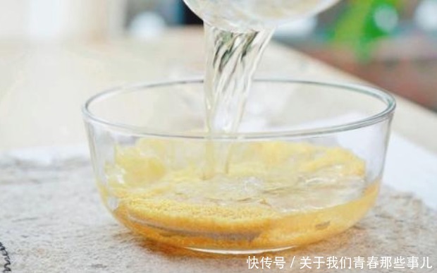 黏稠|喝小米粥好处多,别直接下锅煮,掌握3个技巧,又香又黏,米油厚