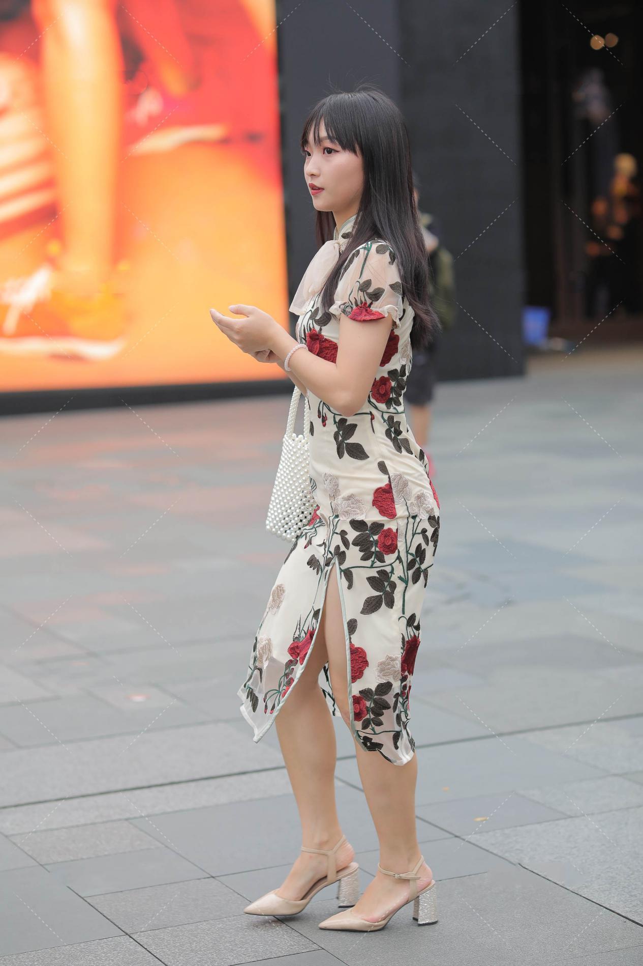 好看|时尚版旗袍, 好看又百搭, 而且还比较日常