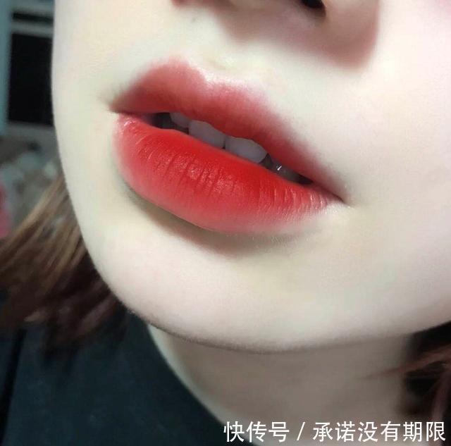 m80|这款平价唇釉，堪称黄皮女孩的救星，巨显白，简直美爆了！
