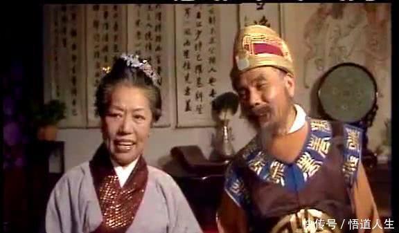 姨夫|父亲一上联“两个姨夫齐脱衣，想是连襟”，神童一下联，绝了！