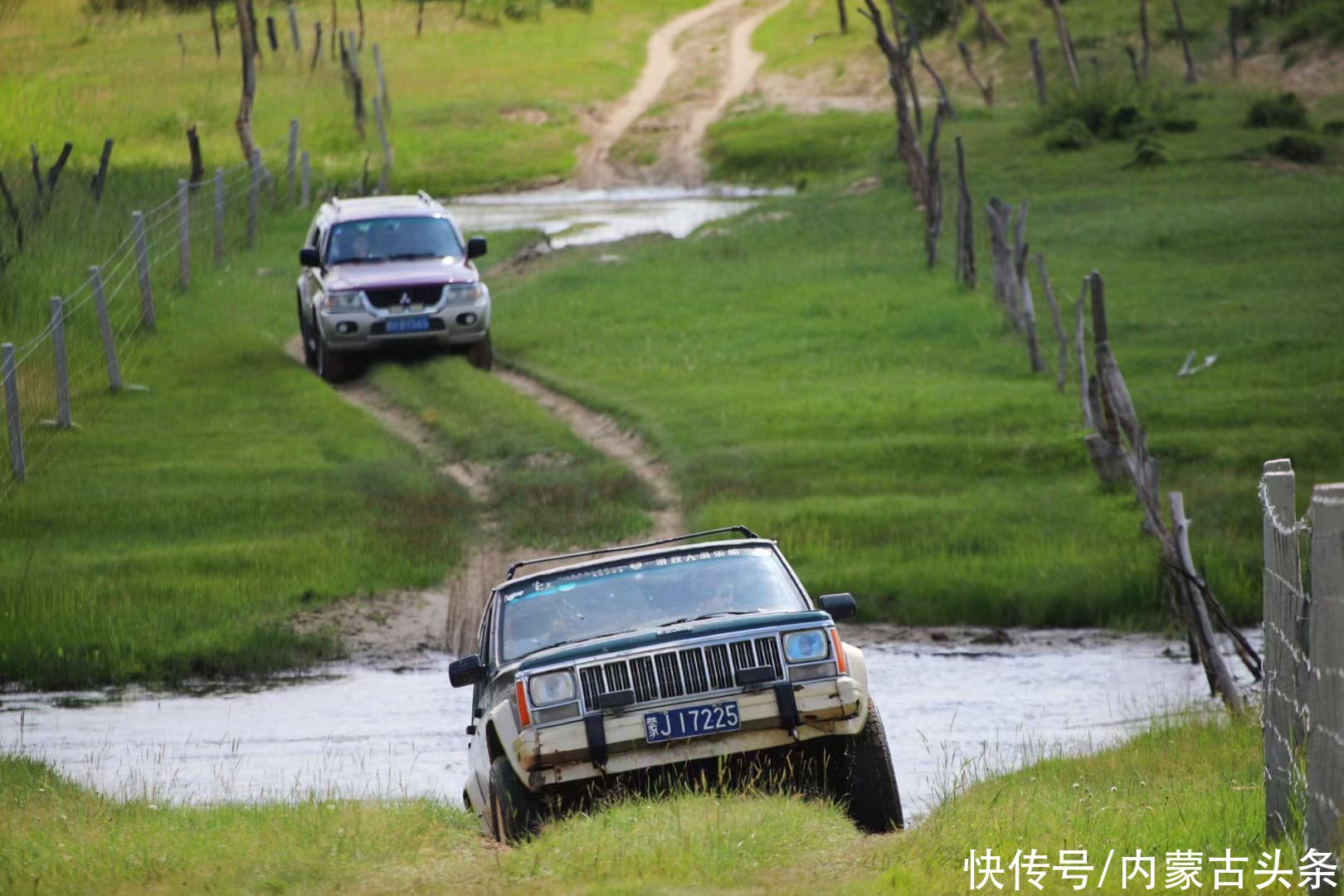 浑善达克沙地|乘着越野车，打马过草原追日出、赶日落