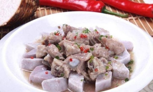 好吃|营养丰富味道鲜美,芋头和排骨蒸炒烧制都美味,家常又好吃