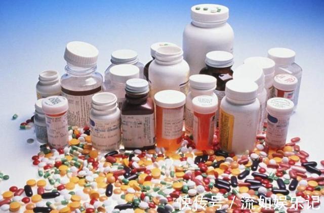 父母|3岁女儿经常干呕,医生花16个小时手术,肚里取出的异物让人后怕