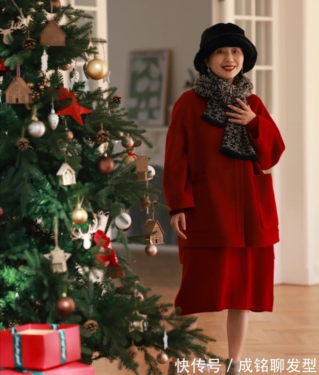 衣柜 女人到了五十来岁,衣柜里要有几件红色单品,洋气明艳又有女人味