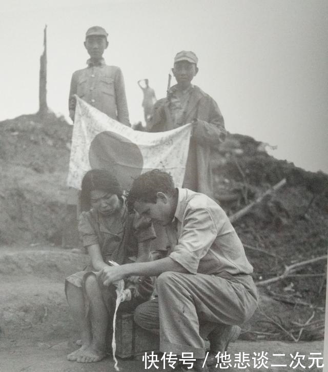 挖地道|老照片:松山战役中俘虏的日本女人,图7挖地道炸毁日军据点