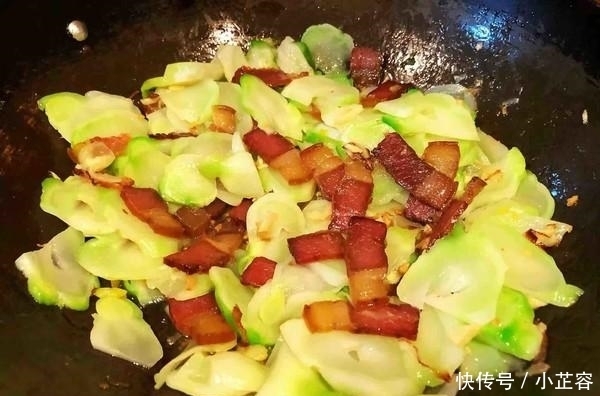 含量|这菜一斤4元,却是南方人的最爱,孕妇要常吃,叶酸含量超高