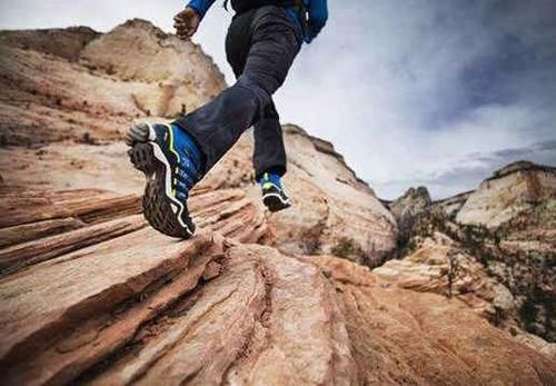  血压高|高血压，预防中风，谨记：早起三不宜，饭后三不急，睡前三不做！