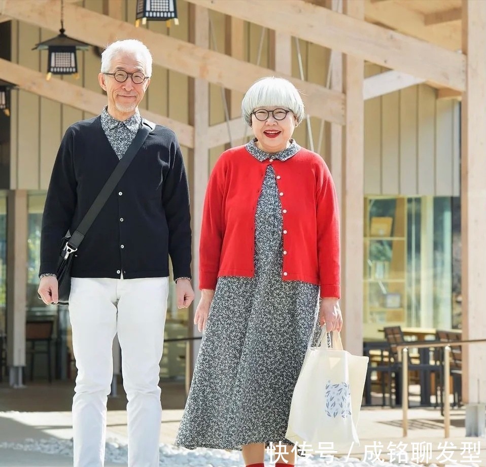 牛仔外套|头发全白身材矮胖又如何,照样凭借穿搭圈粉无数,时尚与年龄无关