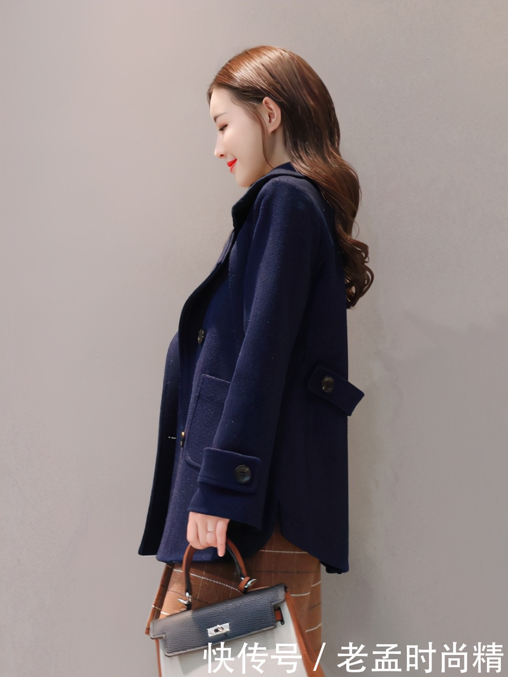 深秋到来, 别老是穿个大衣了, 短款外套也能带来惊喜