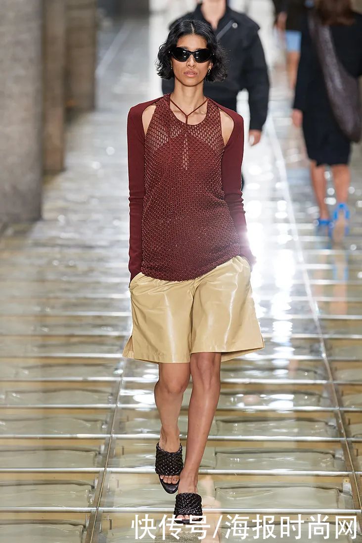 小裙子穿腻了？也许你的衣橱还差一条“百慕大短裤”