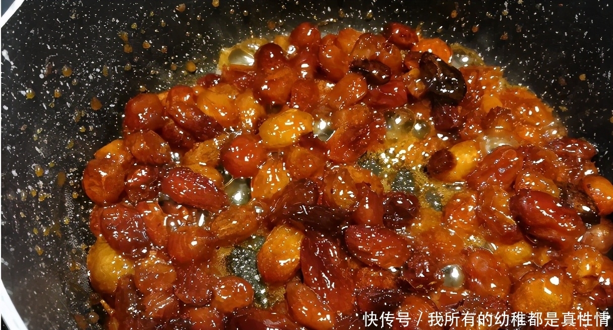 在家做一款西式甜点,味道比蛋糕店的还好吃,大人小孩都爱吃