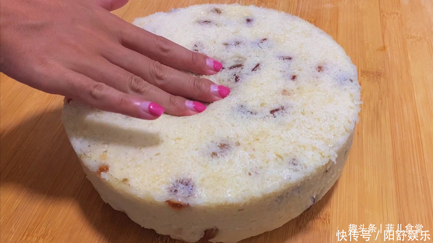 酵母粉|这发糕，我家一个月吃10次，配料十足做法简单，15分钟就出锅