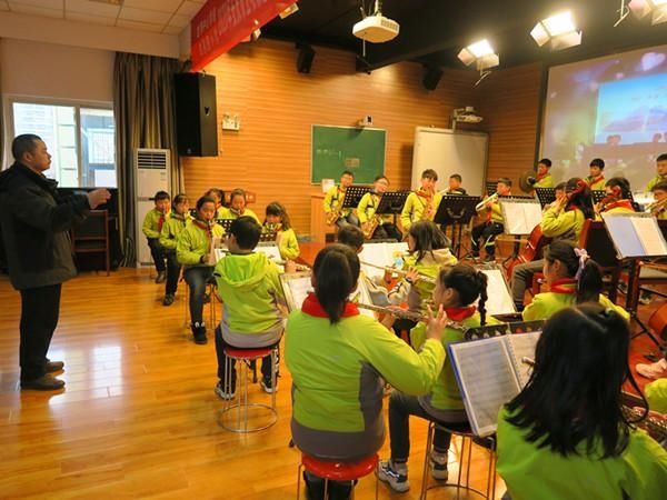 迎江区中小学（幼儿园）年度考核尝试第三方实地评估