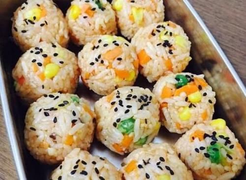 饭团怎么做 饭团的做法流程教程