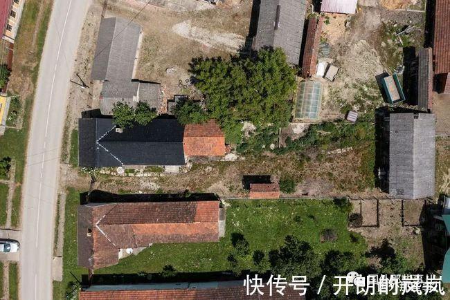 伊万·萨博博尔|小镇风景如画一套房子只卖1块钱几乎白送,还能拿2.5万补贴