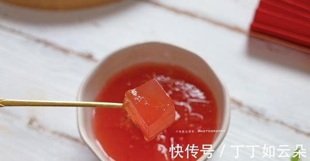 特色|老北京夏季特色小吃,三伏天吃上一碗西瓜酪,消暑又解渴!