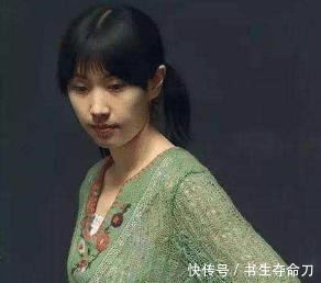 一幅少女画像, 为什么可以被怕拍出天价 放大后明白其中原因!