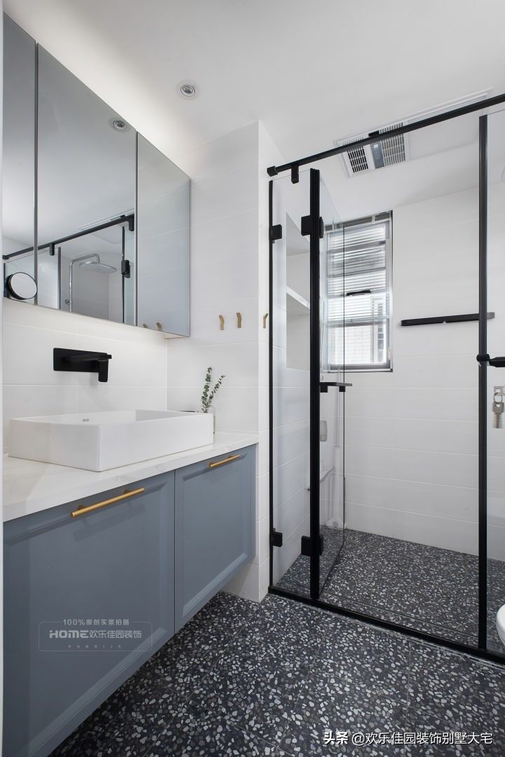 主卧|138m2简约三居，温暖精致，浪漫轻奢