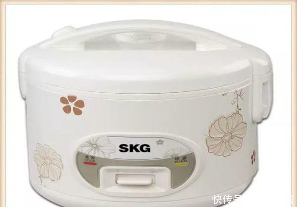 方法|电饭煲又脏又发黄,1个笨方法不用一滴水,和新的一样,省时省力