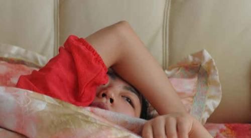 妈妈|三胎妈妈剖腹产时突然大哭不止,问其原因后,医生护士气得直哆嗦