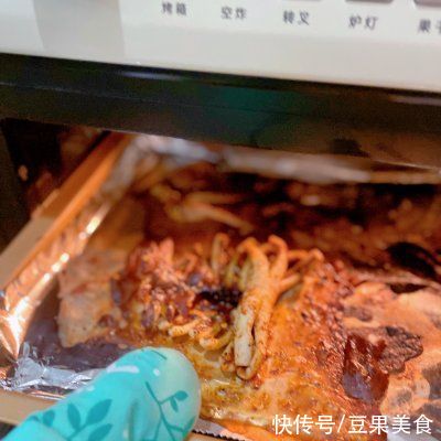 这道香辣孜然烤鱿鱼!简单又好吃比大厨做的还好吃