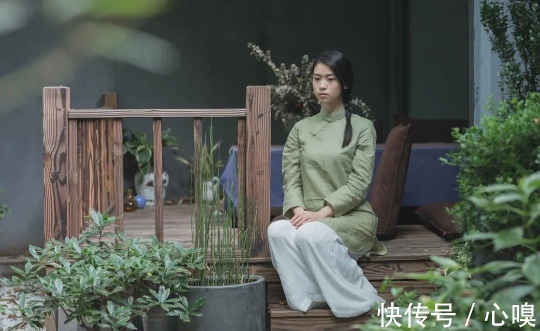 纳兰性德$10句珍藏许久的诗词:诗词中的遗憾,有一种别样的美