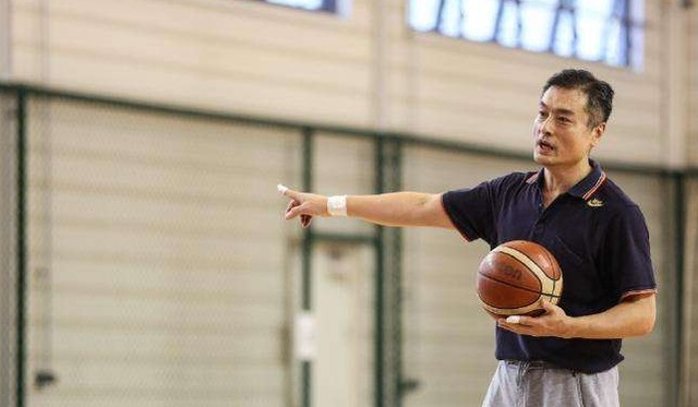 wcb正式官宣!赵睿恩师加盟国家队,帮助中国女篮夺回亚洲冠军