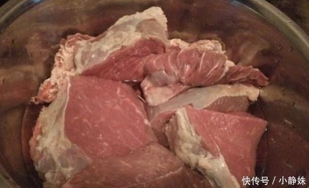 诀窍|煮牛肉时，直接下锅煮，大错特错，牢记这2个诀窍，牛肉又软又烂