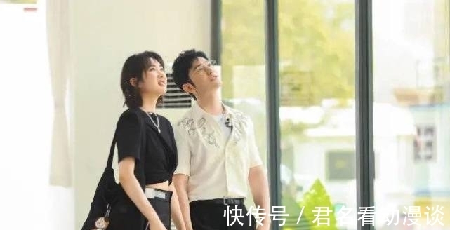 节目|4个厨房小白的《中餐厅》,要流量不要厨艺,节目重心是否偏离?