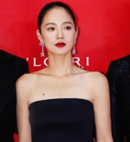 你是什么脸型就梳什么刘海，这4种刘海太显气质了