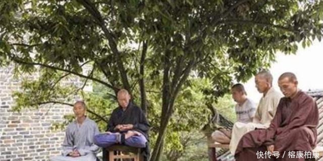 百家衣|他因菩萨托梦，花费43年时间自建寺庙，一件百衲衣穿到80多岁