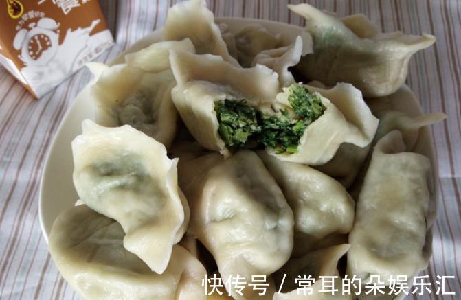 饺子|天热,我家就爱吃这个馅的饺子,嫩滑爽口又开胃,比猪肉馅还香!