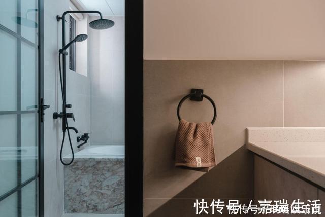 院子|看了她家，才知道中式元素有多美，一进门就很安静，还有个院子