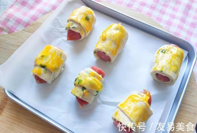 手抓饼花样吃法,简单省事,15分钟端上桌,层次分明,当早餐最好