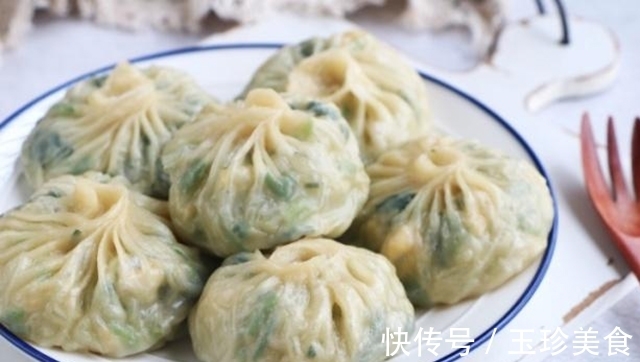 包子|做包子别再发面了，教你新做法，皮薄馅大，比发面的好吃10倍！