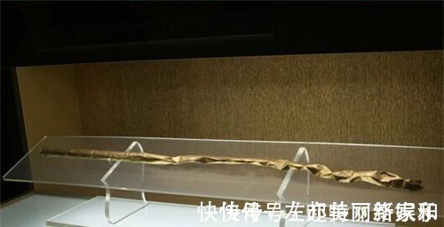 巴蜀@三星堆可深入研究,为何突然放弃挖掘了?考古队长:你看挖出的啥