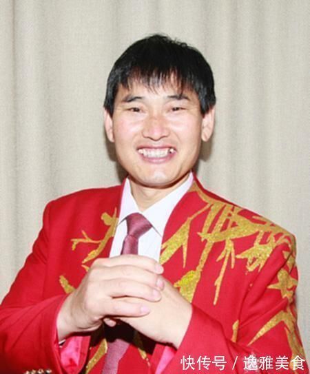 朱大嘴$朱之文点评书法作品,惹专家生气:文盲也配谈书法?太可笑了