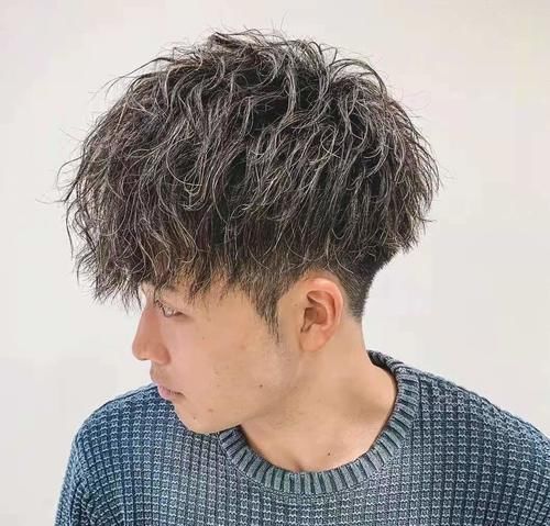 打理 2020流行男士发型,黑人烫钢丝球超火,“渣男”锡纸烫热度不减