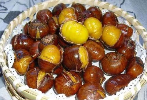 子宫|女孩来月经，谨记“3吃4不吃”，子宫干干净净，皮肤红润有光泽